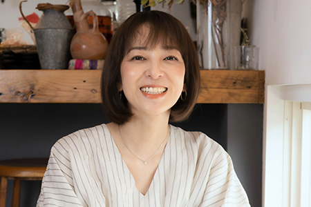 穴井夕子　画像